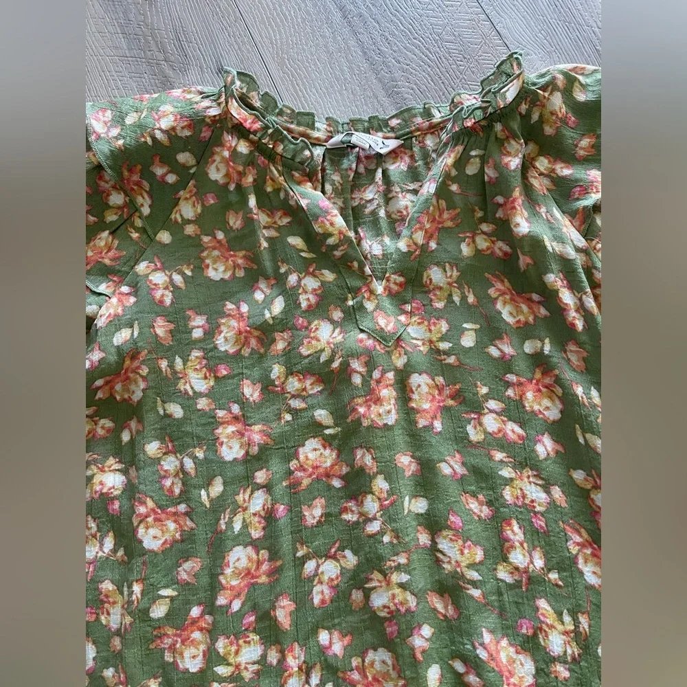 Nanette Lepore Green Floral Blouse - Picture 2 of 5